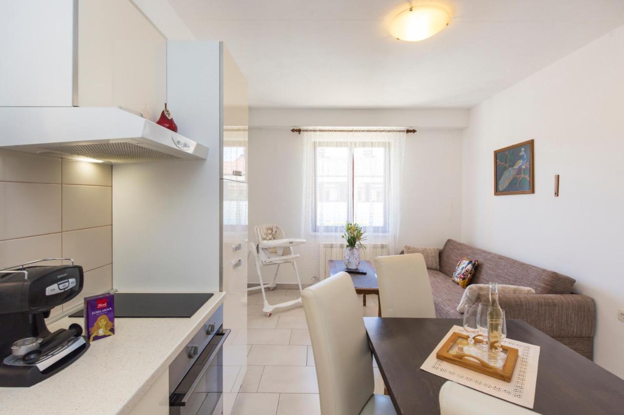 Apartmani Xenia & Desiderio Buzet Luaran gambar