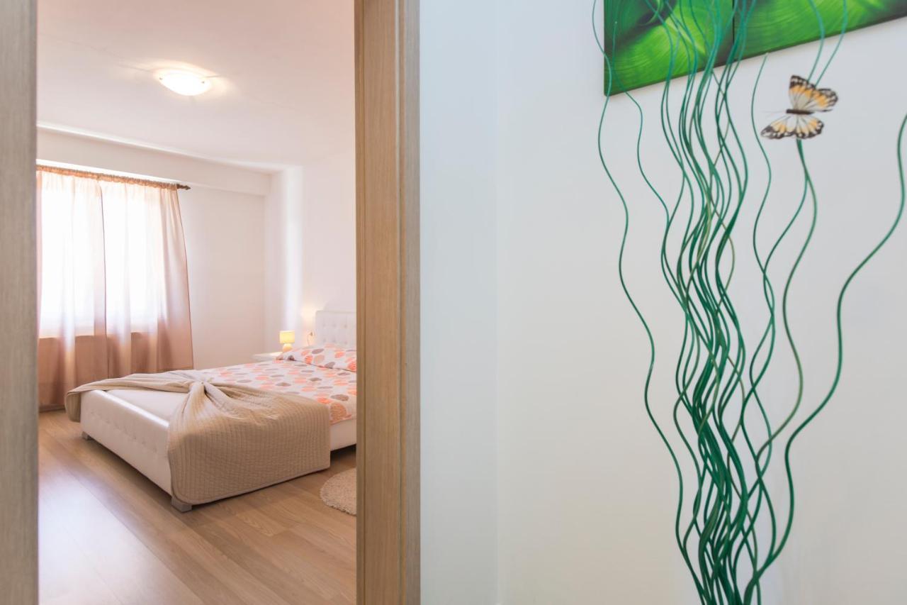 Apartmani Xenia & Desiderio Buzet Luaran gambar