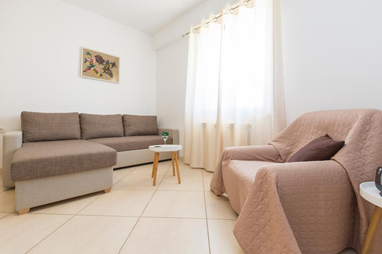 Apartmani Xenia & Desiderio Buzet Luaran gambar